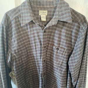 Ll bean long sleeve button down shirt